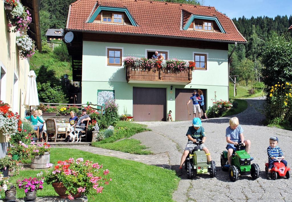 Schlintl-Hof Villa Liebenfels Exterior foto